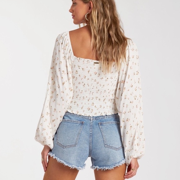 Billabong Keyhole Love Somebody Dainty Floral Puff Sleeve Cropped Peasant Top - Picture 5 of 11
